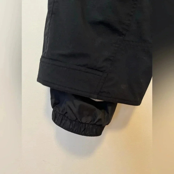 Obermeyer women’s snow pants , sz 6 - Picture 10 of 12